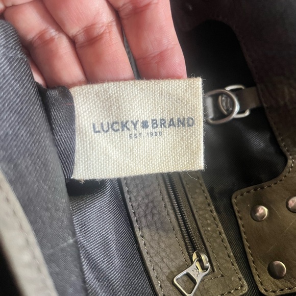 LUCKY BRAND slouchy leather hobo tote w/crossbody strap - Picture 8 of 11